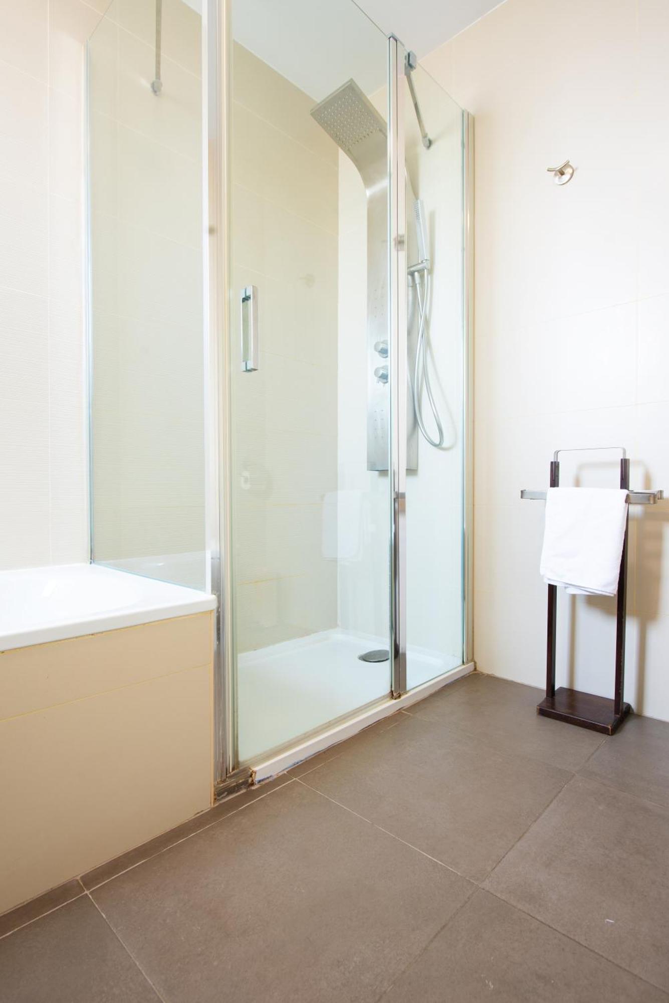 Suite Home Los Alamos Sol, Playa Y Golf , Parking&Wifi Torremolinos Exterior photo